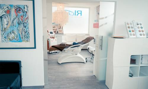 ricare-dettingen-behandlungszimmer-1und2-1