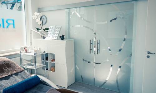 ricare-dettingen-behandlungszimmer3